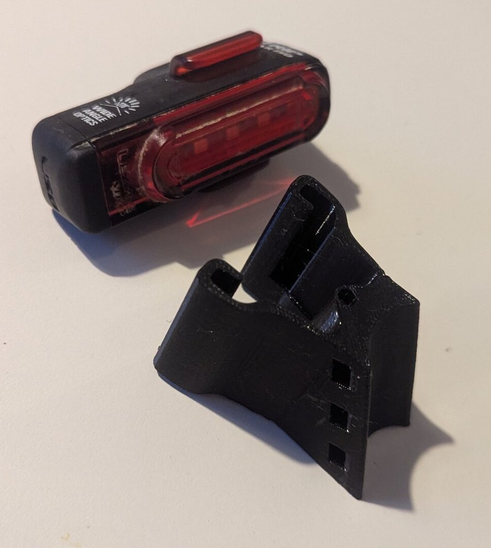 Le support et la lampe