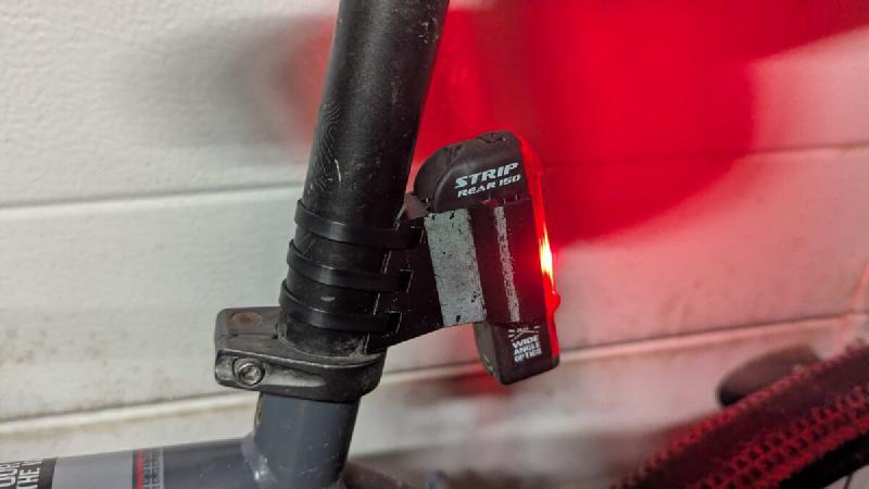 Featured image of post Des supports de lampe fabriqués maison pour le vélo